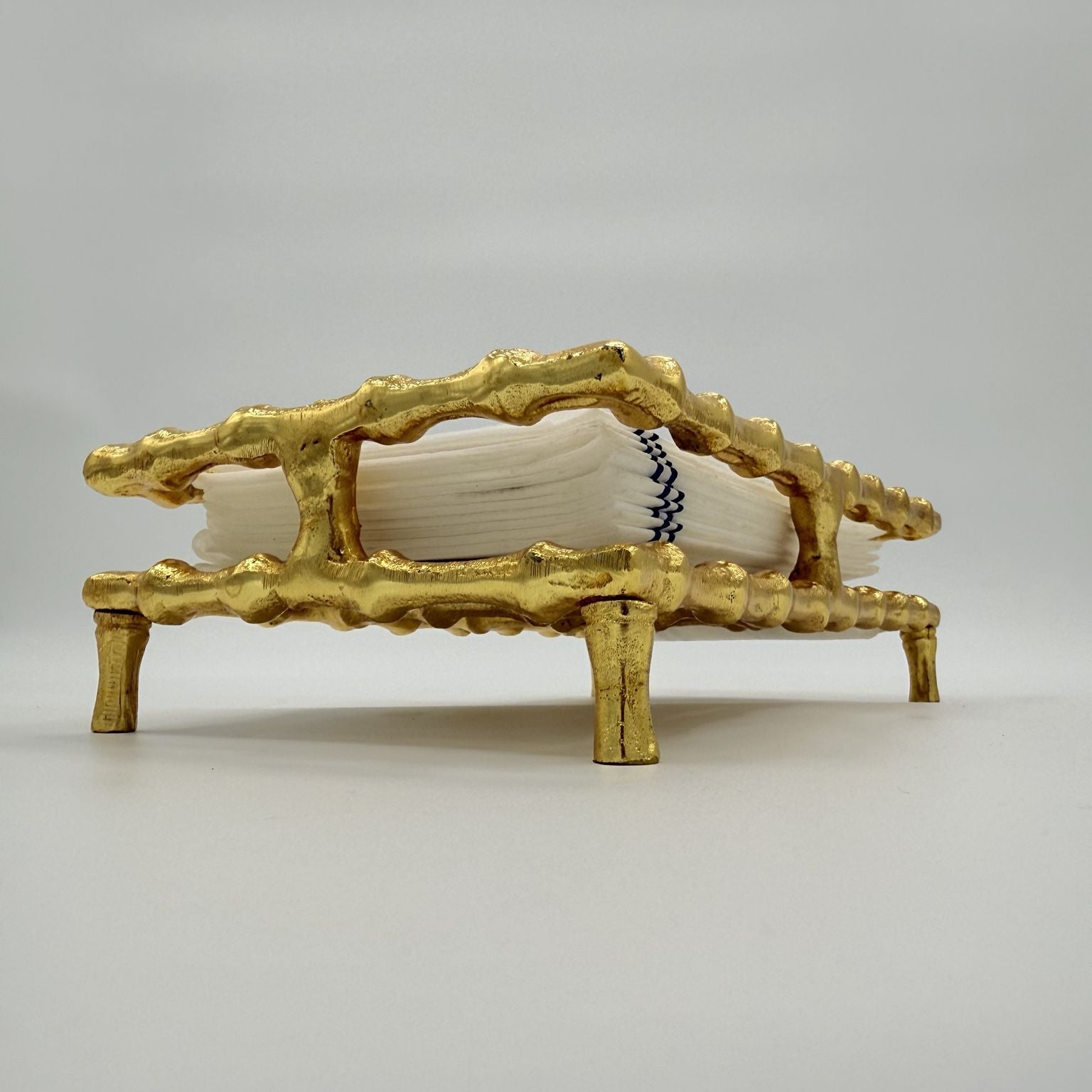 Bamboo-Style Napkin Holder in Gold or Nickel – Set of 20 Chinoiserie printed airlaid paper napkins included